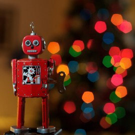 Let us be the robot to churn out holiday gift ideas! (photo credit: Robert Parviainen / from Flickr, part of Creative Commons)