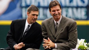 Dan Wilson and Randy Johnson at the Mariners Hall of Fame induction. Image Credit: Getty Images