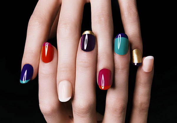Multicolor-Fall-Manicure