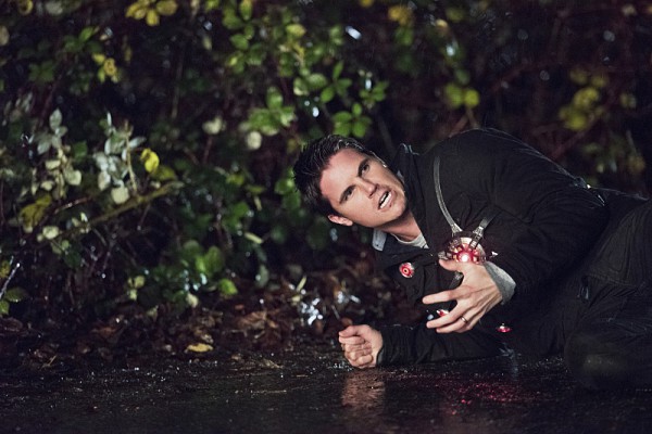 The-Flash-season-1-episode-14-Ronnie-downed