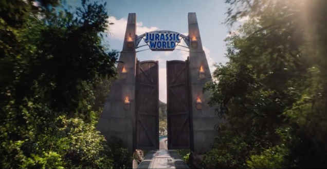 | Movie Review: ‘Jurassic World’ Proves That ’90s Nostalgia Isn’t ...