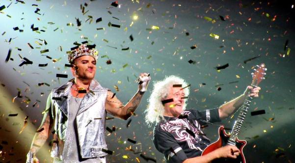 queen adam lambert brian may vancouver rogers arena